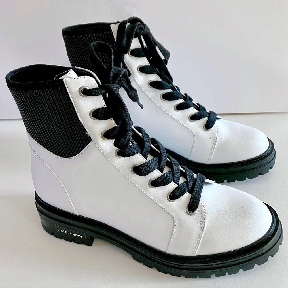 New KENNETH COLE Rhode Lite Lace-Up Ankle Boots White/Black Sz 9 NWOT $58